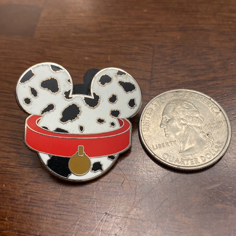 Disney Mickey Mouse Character Ears Icon 101 Dalmatians Pin
